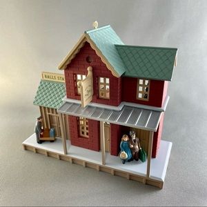 Hallmark Hall’s Station Anniversary Edition Ornament 1998